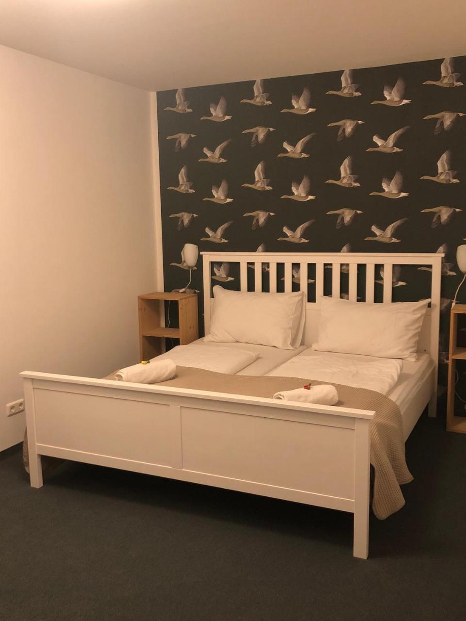 Boutique Hostel Zum Goldenen Kegel Wina Bagian luar foto