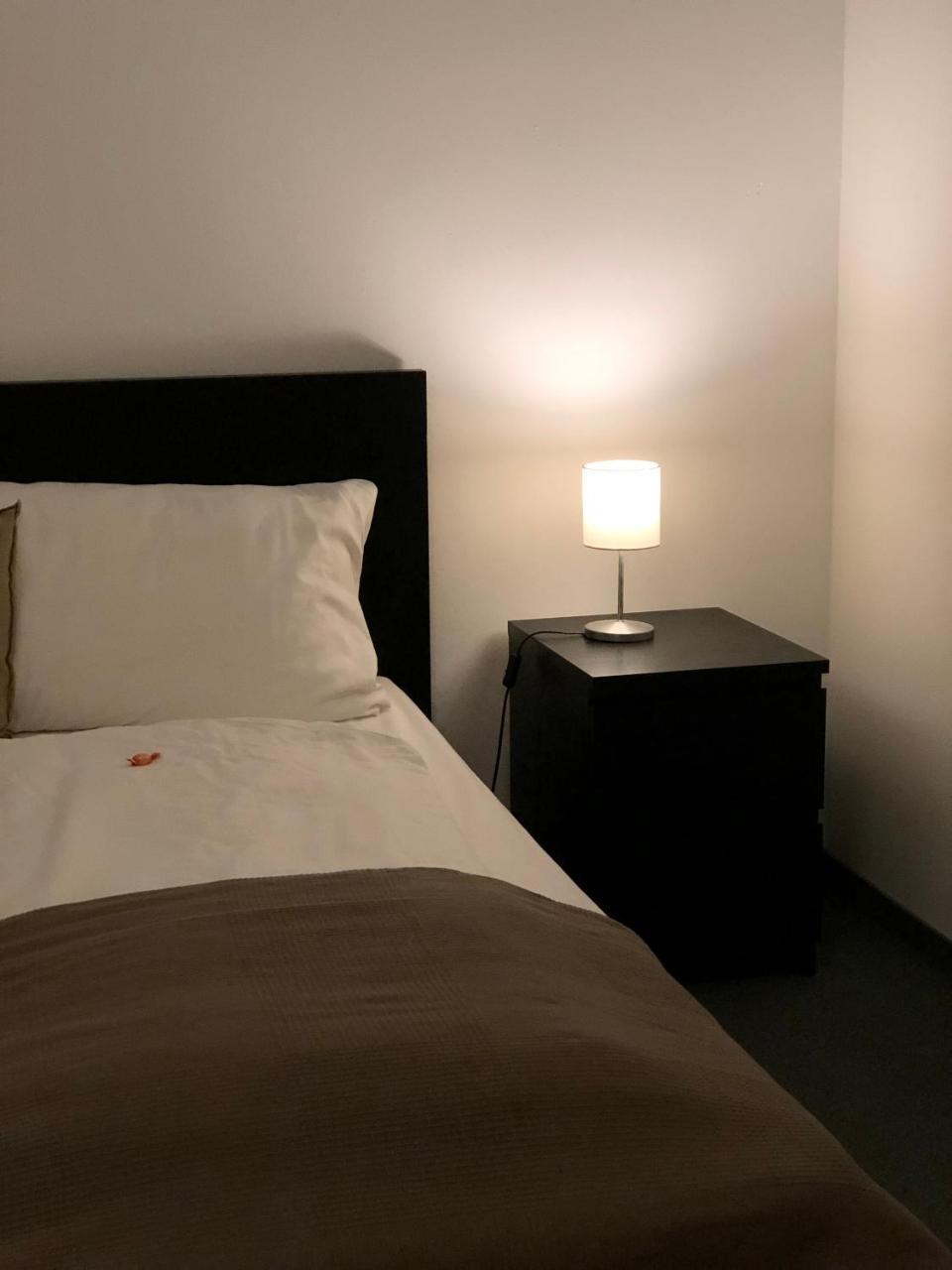 Boutique Hostel Zum Goldenen Kegel Wina Bagian luar foto